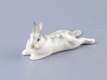 Скульптура Кролик лежебока серый арт. 82.68949.00.1, 