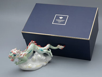 Подарочный набор Дракон на облаке Летящий дракон арт. 81.31926.00.1