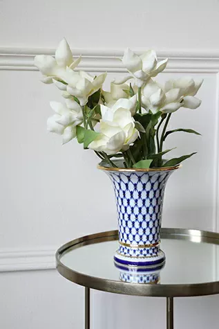 Фарфоровые вазы