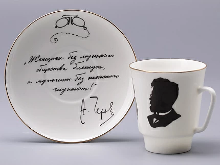 Чашка с блюдцем 165 мл форма Майская рисунок Русские писатели Чехов, арт. 81.31160.00.1 Чашка с блюдцем 165 мл форма Майская рисунок Русские писатели Чехов, арт. 81.31160.00.1