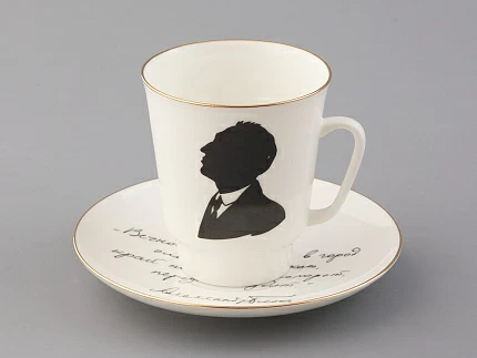 Чашка с блюдцем 165 мл форма Майская рисунок Русские писатели Блок, арт. 81.33298.00.1 Чашка с блюдцем 165 мл форма Майская рисунок Русские писатели Блок, арт. 81.33298.00.1