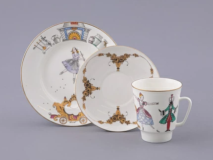 Трехпредметный комплект форма Майская рисунок Золушка арт. 81.25406.00.1 Трехпредметный комплект форма Майская рисунок Золушка арт. 81.25406.00.1