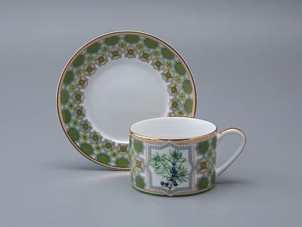 Чашка с блюдцем 250 мл в подарочной упаковке форма Соло рисунок Можжевельник ароматный, арт. 81.33953.00.1 Чашка с блюдцем 250 мл в подарочной упаковке форма Соло рисунок Можжевельник ароматный, арт. 81.33953.00.1