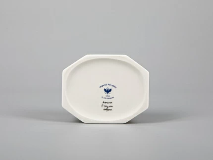 Туалетная коробочка форма Граненая рисунок Люпины арт. 80.59240.00.1 Туалетная коробочка форма Граненая рисунок Люпины арт. 80.59240.00.1